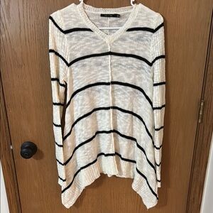 Doe & Rae Cream Knit Sweater